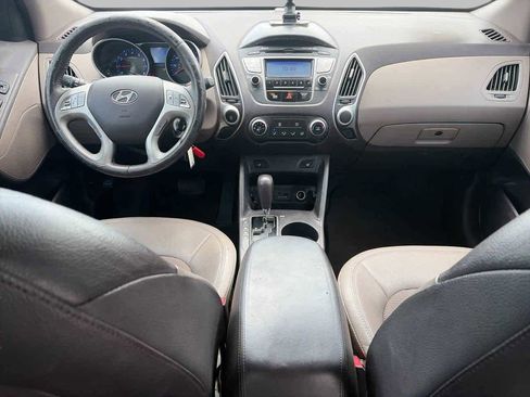Used 2013 Hyundai Tucson GLS FWD image 9