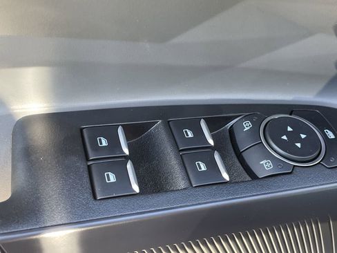 New 2025 Ford Maverick XL image 17