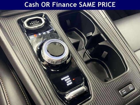 Used 2026 Jeep Cherokee Limited AWD/4WD image 22