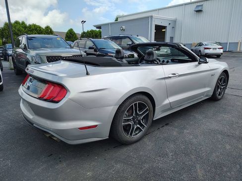 Used 2019 Ford Mustang GT Premium RWD image 4
