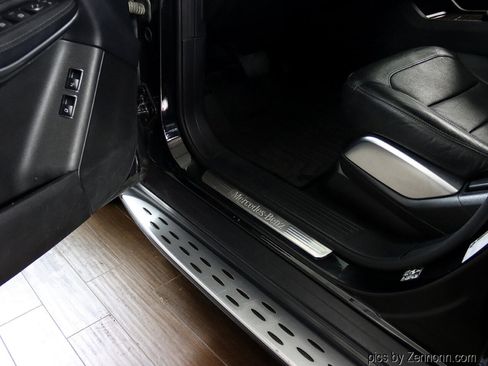 Used 2017 Mercedes-Benz GLS 550 4MATIC w/ Driver Assistance Package image 30