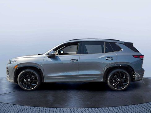New 2026 Volkswagen Tiguan SE R-Line FWD image 3