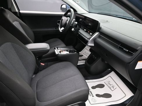 Used 2025 Hyundai Ioniq 5 SE RWD image 34
