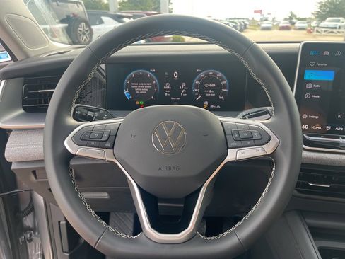 New 2025 Volkswagen Tiguan S image 13
