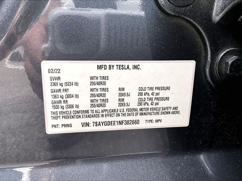 Used 2022 Tesla Model Y Long Range AWD/4WD image 31