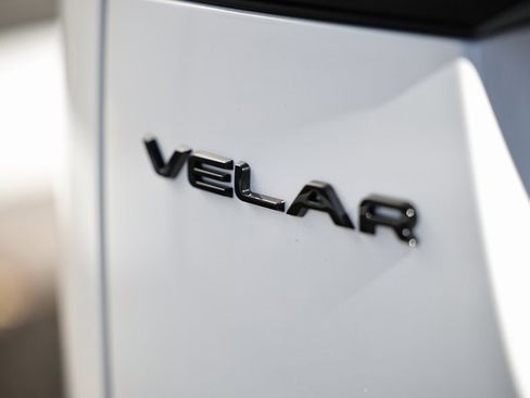 New 2026 Land Rover Range Rover Velar Dynamic SE image 16