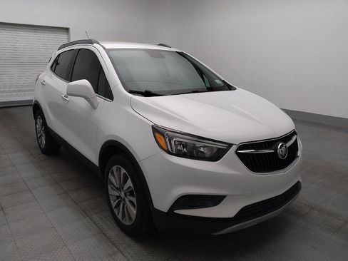 Used 2020 Buick Encore Preferred w/ Safety Package FWD image 13