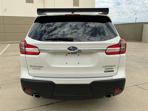 Used 2022 Subaru Ascent Limited w/ Technology Package AWD/4WD image 6