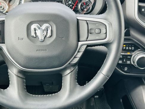 Used 2022 RAM 1500 Big Horn AWD/4WD image 15