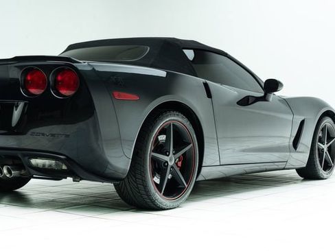 Used 2012 Chevrolet Corvette Convertible w/ 4LT Preferred Equipment Group image 13