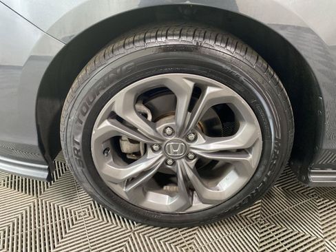 Used 2024 Honda Accord EX image 11