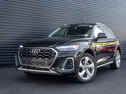 Used 2022 Audi Q5 2.0T Prestige w/ Prestige Package