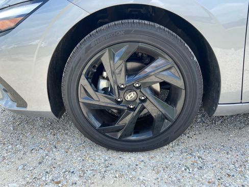 Used 2026 Hyundai Elantra SEL Sport Premium FWD image 15