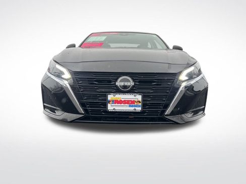 Certified 2024 Nissan Altima 2.5 SV image 2