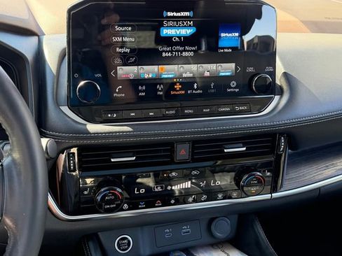 Certified 2023 Nissan Rogue Platinum w/ Platinum Premium Package image 20