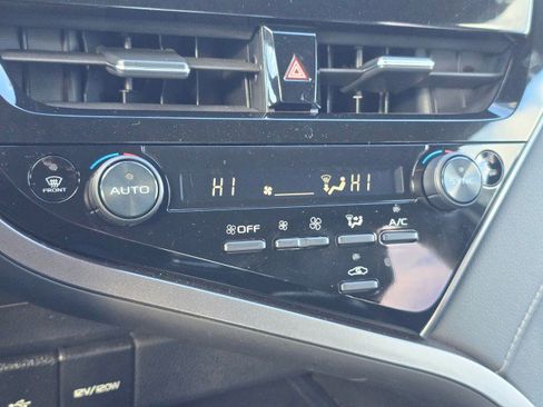 Used 2023 Toyota Camry SE image 36