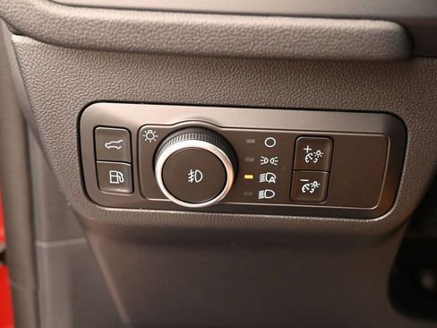 New 2025 Ford Escape SE image 17