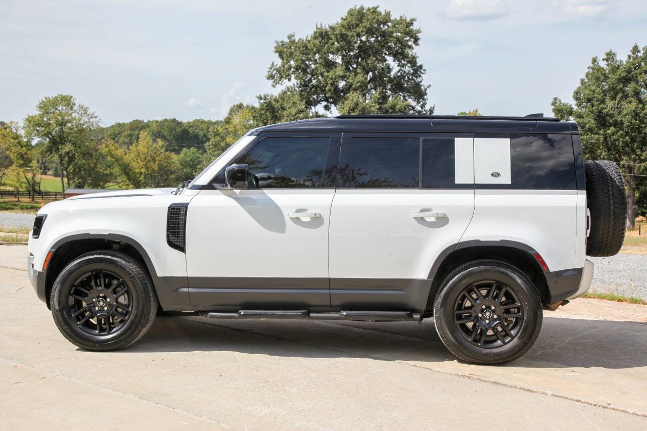 Used 2020 Land Rover Defender 110 SE AWD/4WD image 12