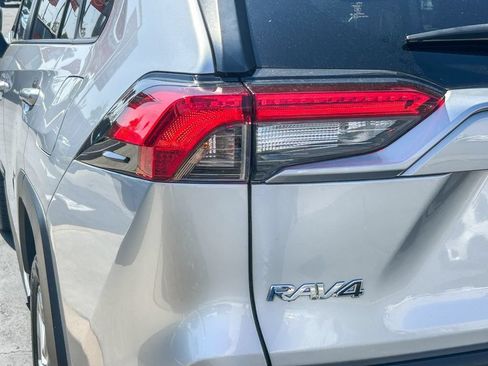 Used 2024 Toyota RAV4 XLE Premium FWD image 10