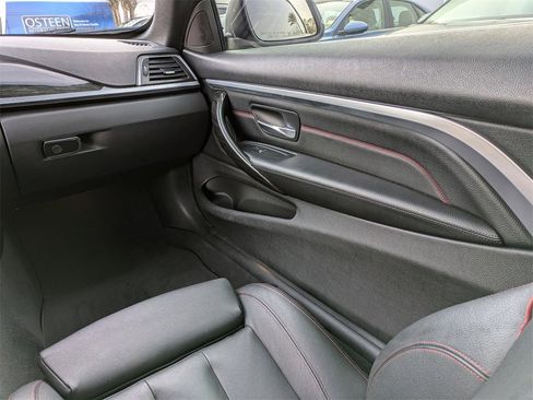 Used 2018 BMW 430i Convertible image 22