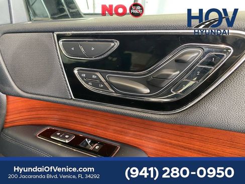 Used 2022 Lincoln Navigator L Reserve AWD/4WD image 60