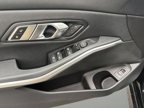 Used 2020 BMW 330i xDrive Sedan w/ Driving Assistance Package image 10