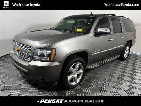 Used 2012 Chevrolet Suburban LTZ RWD image 1