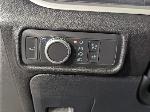 Used 2021 Ford Explorer XLT RWD image 13