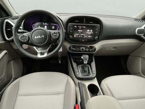 New 2025 Kia Soul LX image 13