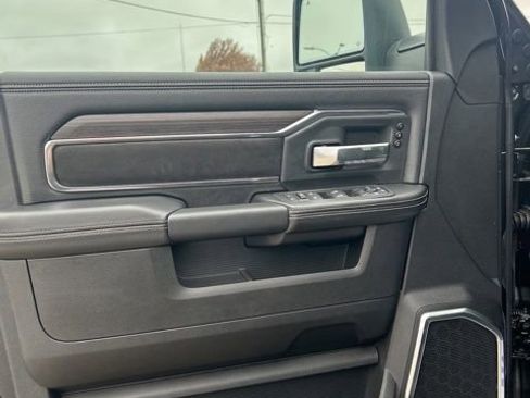 New 2026 RAM 2500 Laramie w/ Night Edition AWD/4WD image 17