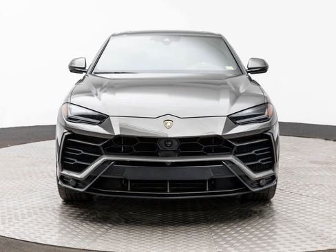 Used 2022 Lamborghini Urus image 6