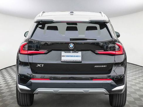 Used 2025 BMW X1 xDrive28i w/ Technology Package image 5