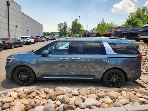 Certified 2022 Kia Carnival SX FWD image 15
