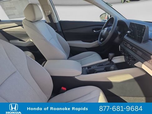 New 2026 Honda Accord LX image 17