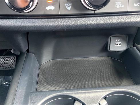 Used 2023 Honda HR-V Sport image 38