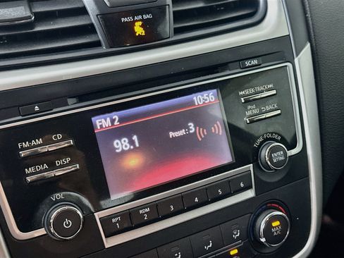 Used 2018 Nissan Altima 2.5 S w/ S Convenience Package FWD image 19