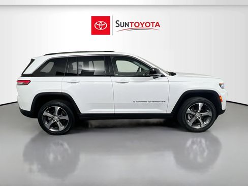 Used 2022 Jeep Grand Cherokee Limited 4xe AWD/4WD image 2