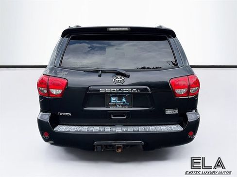 Used 2008 Toyota Sequoia SR5 w/ Moonroof & Roof Rack Pkg RWD image 7