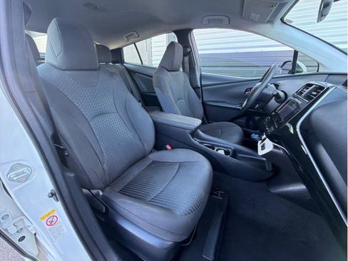 Used 2016 Toyota Prius Two w/ Preferred Accessory Package image 19