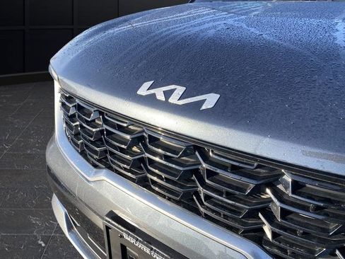 Used 2024 Kia Sorento S image 41