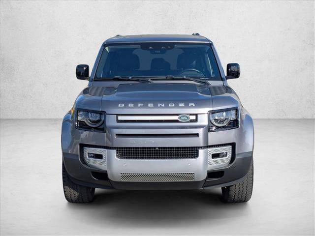 Used 2022 Land Rover Defender 110 SE AWD/4WD image 2