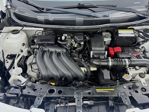 Used 2019 Nissan Versa SV FWD image 27