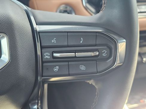 Used 2023 GMC Canyon AT4 w/ AT4 Premium Package AWD/4WD image 26