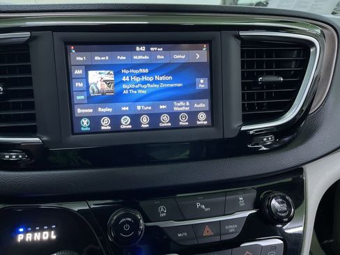 Used 2021 Chrysler Voyager LX w/ Cold Weather Group image 20