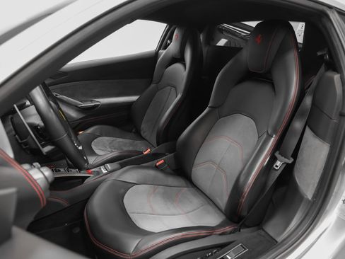 Certified 2018 Ferrari 488 GTB RWD image 66