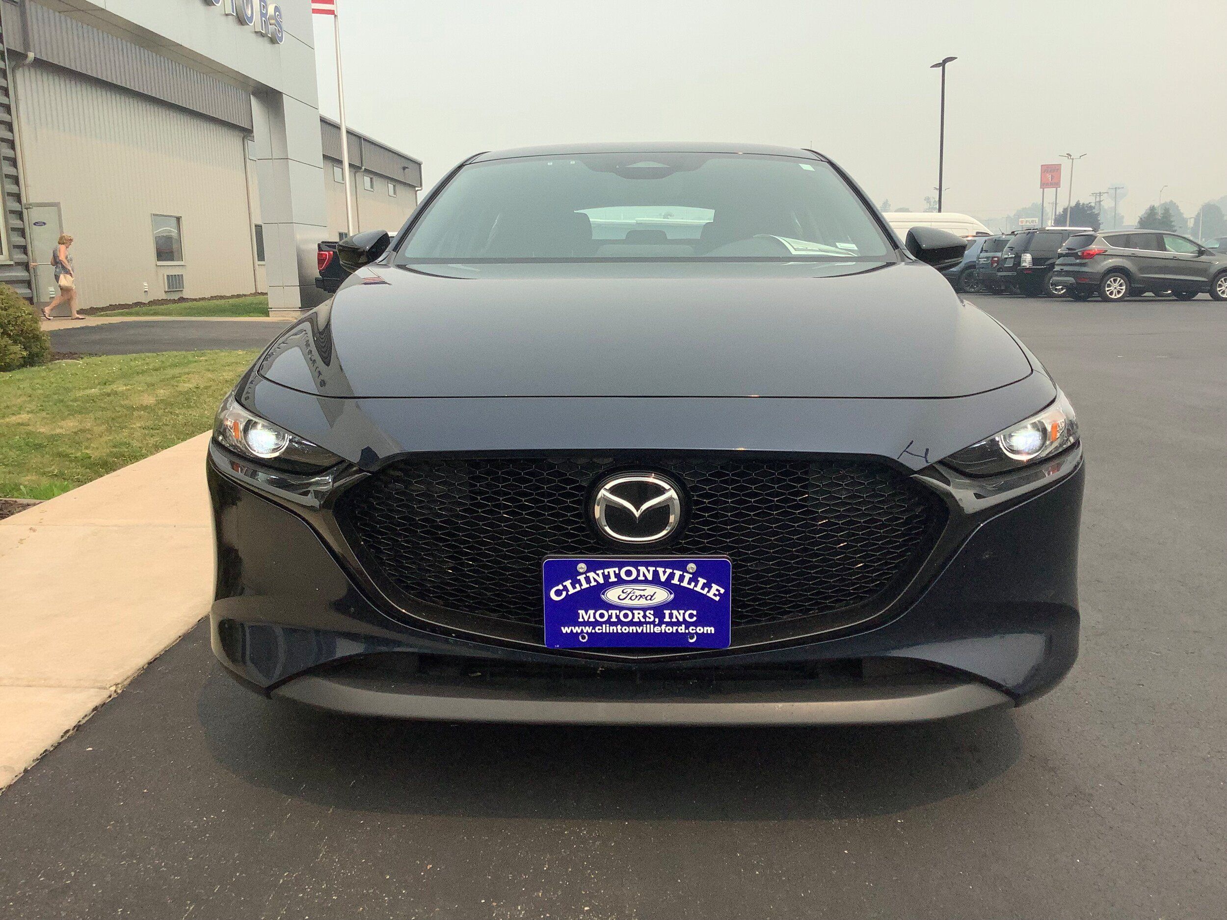 Used 2024 MAZDA MAZDA3 s FWD image 3
