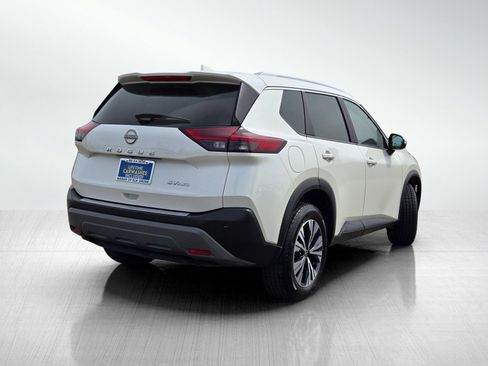 Used 2023 Nissan Rogue SV w/ SV Premium Package AWD/4WD image 4