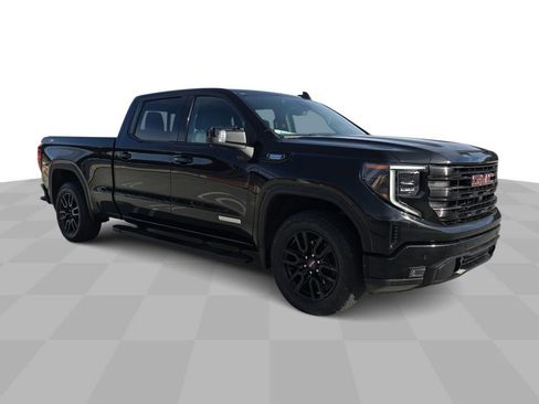 Used 2024 GMC Sierra 1500 Elevation w/ Elevation Premium Package image 2