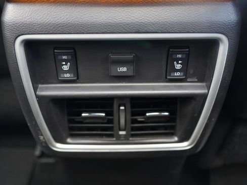 Used 2017 Nissan Murano Platinum w/ Platinum Technology Package FWD image 21