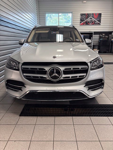 Used 2020 Mercedes-Benz GLS 580 4MATIC image 4